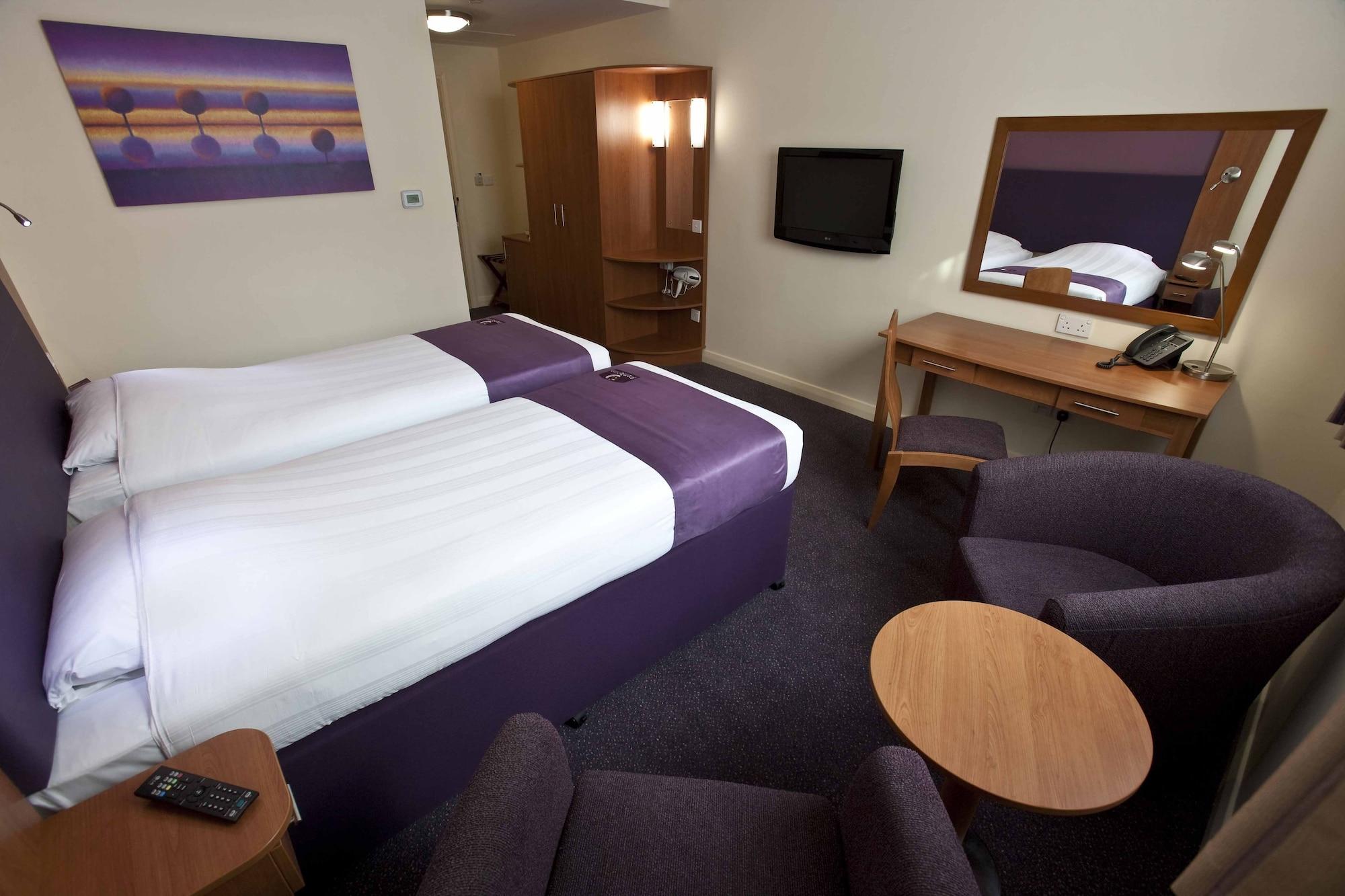 Premier Inn Dubai Silicon Oasis Екстериор снимка