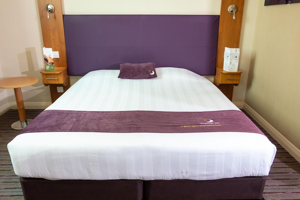Premier Inn Dubai Silicon Oasis Екстериор снимка