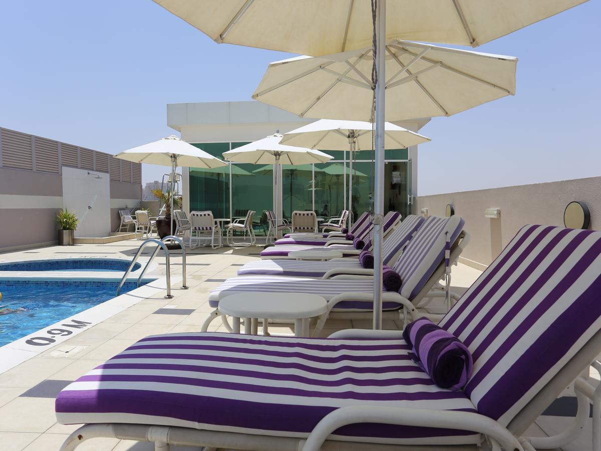 Premier Inn Dubai Silicon Oasis Екстериор снимка